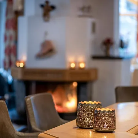 Chesa Valese Hotel
