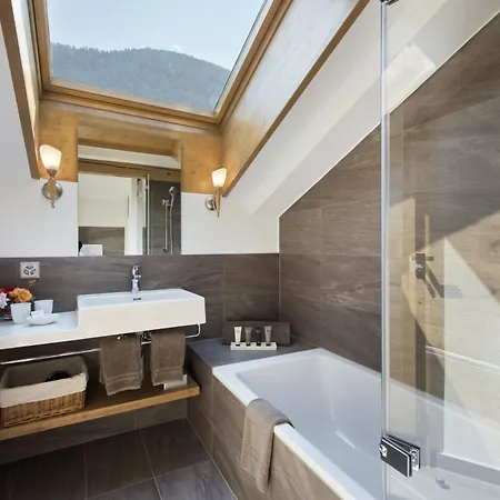 Hotel Chesa Valese