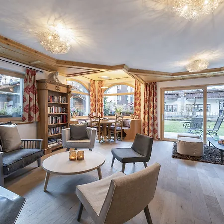 Chesa Valese By Sisters Hotell Zermatt