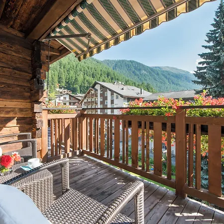 Hotell Chesa Valese By Sisters