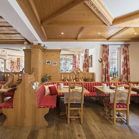 Hotel Chesa Valese