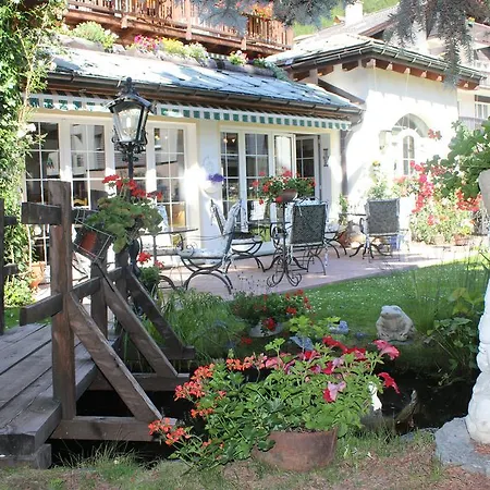 Hotell Chesa Valese By Sisters