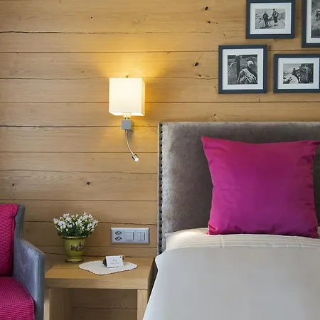 Hotell Chesa Valese By Sisters