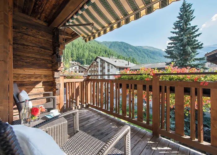 Hotel Chesa Valese By Sisters