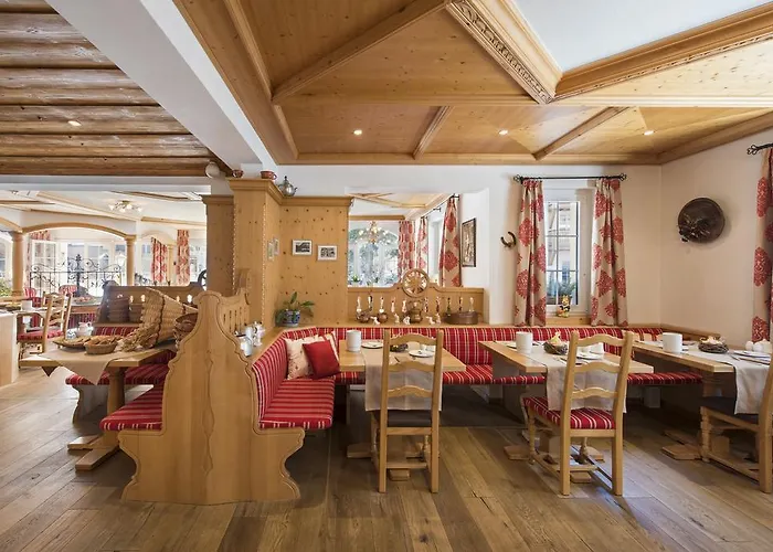 Hotel Chesa Valese By Sisters