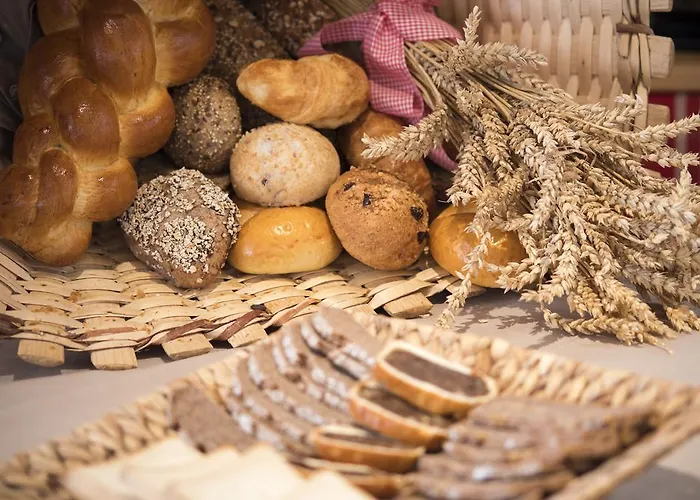 Chesa Valese By Sisters Hotel