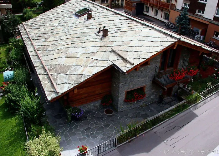 Chesa Valese By Sisters Hotel